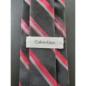 Men's Neck Tie Calvin Klein Silk L56" W3.25"